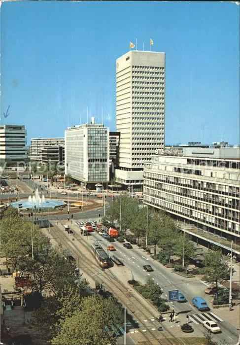 Rotterdam Coolsingel met fontein Hofplein Hochhaus