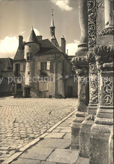 Avallon Place S Lazare Maison des Sires de Domecy