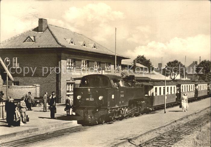 Kuehlungsborn Ostseebad Molly Dampflokomotive am Bahnhof