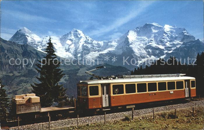 Muerrenbahn mit Eiger Moench Jungfrau