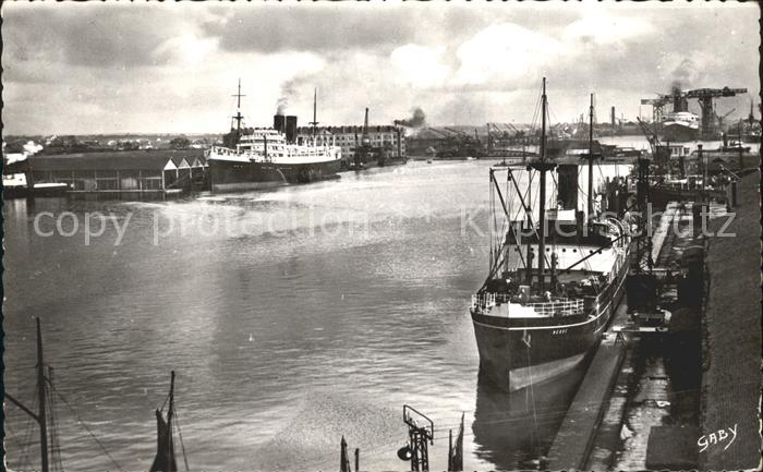 Saint-Nazaire Loire-Atlantique Le Bassin Dampfer