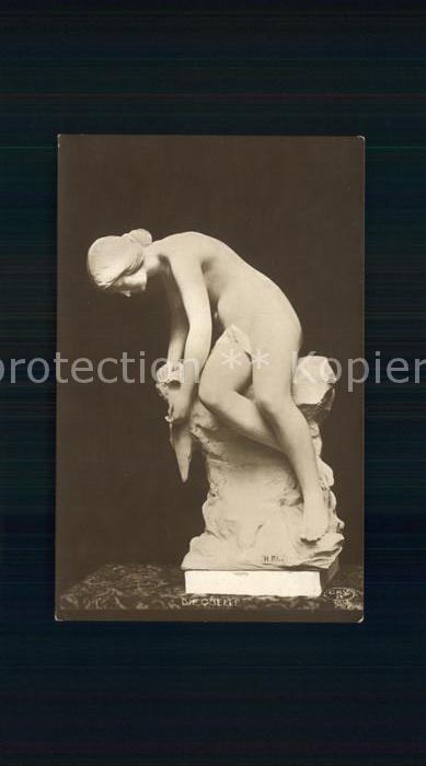 Schoeneberg Berlin Skulptur Die Quelle