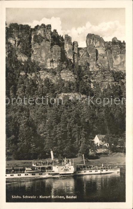 Rathen Saechsische Schweiz Dampfer Pirna vor der Bastei