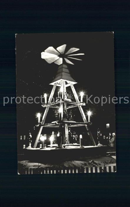 Elterlein Marktpyramide zur Weinhnachtszeit