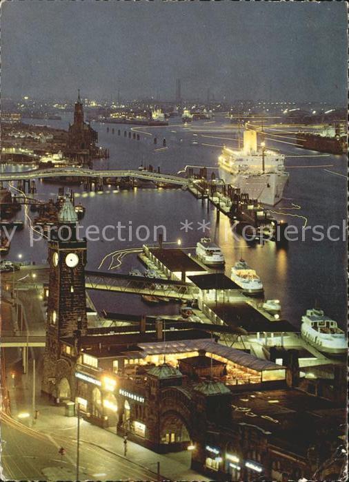 HAMBURG  CITY Fliegeraufnahme St. Pauli-Landungsbruecken