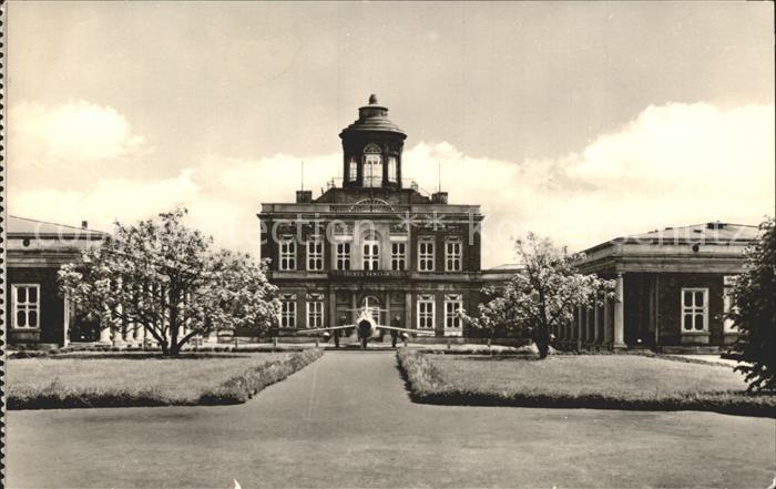 Potsdam Marmorpalais jetzt Deutsches Armeemuseum Flugzeug