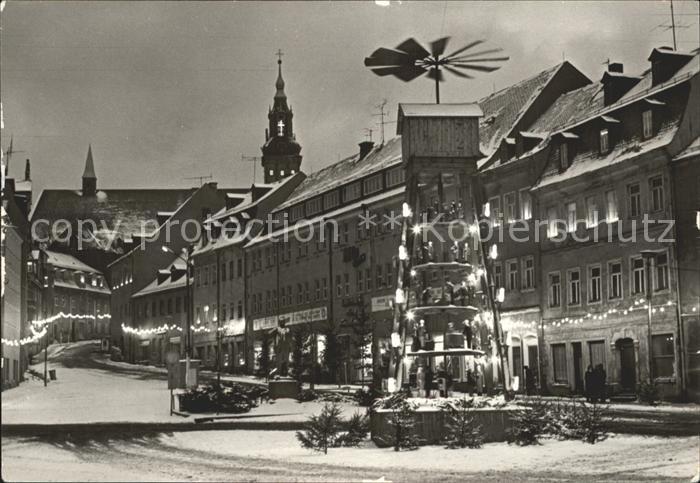 Schneeberg Erzgebirge zur Weihnachtszeit Pyramide
