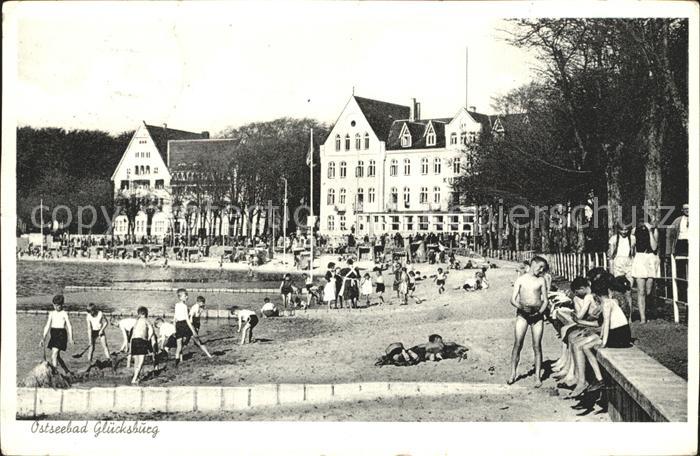 Gluecksburg Ostseebad Strandleben
