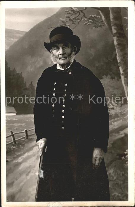 Triberg Schwarzwald Schwarzwaelder Tracht