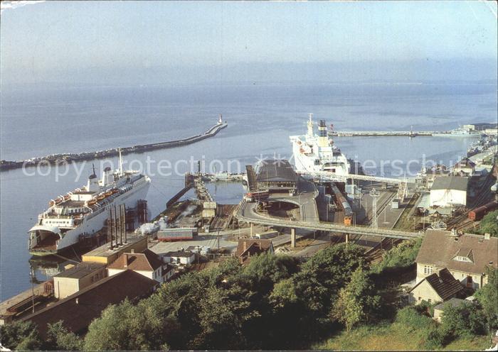 Sassnitz Ostseebad Ruegen Faehrhafen Faehren