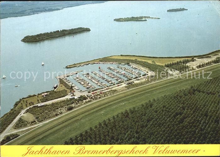 Biddinghuizen Fliegeraufnahme Yachthafen