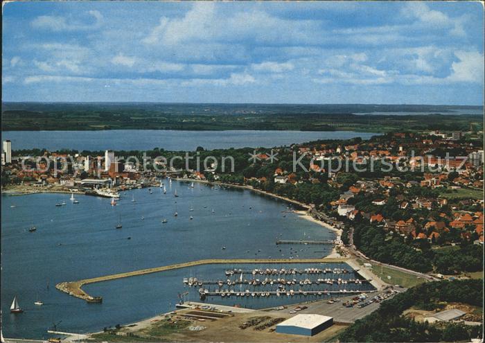 ECKERNFoeRDE Ostseebad Fliegeraufnahme mit Hafen