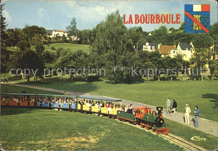 La Bourboule Le petit train dans le magnifique cadre fleuri du parc Fenestre