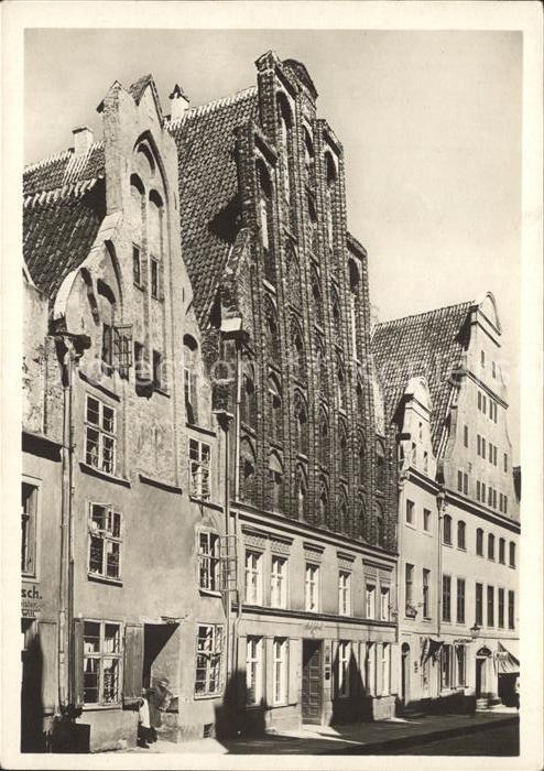 Stralsund Mecklenburg Vorpommern Spaetgotische Giebelhaeuser in der Semlowerstra