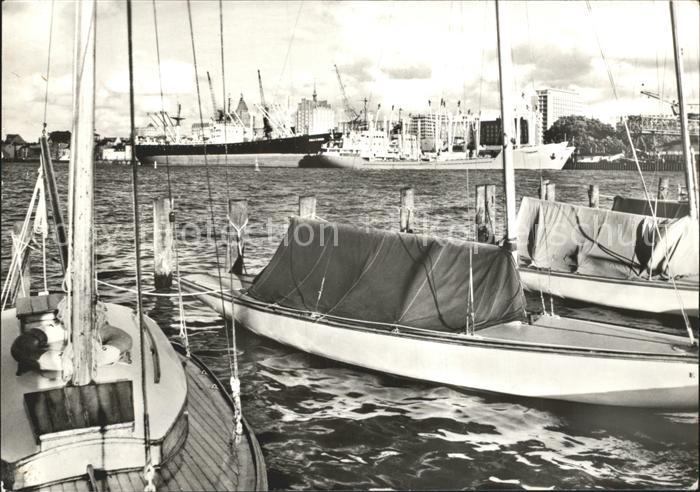 ROSTOCK  CITY Hafenpartie Dampfer Segelschiffe