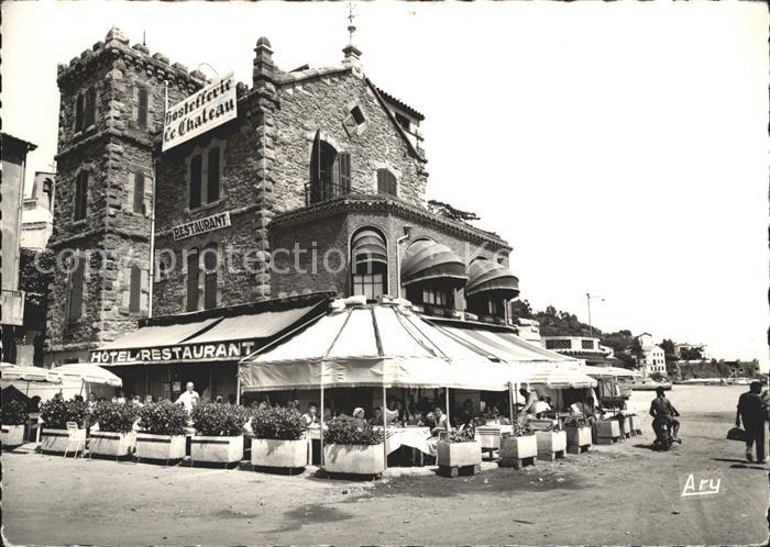 Le Lavandou Hostellerie Le Chateau Sur le port Sur