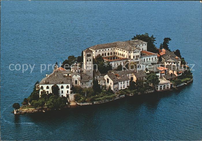 Isola San Giulio Lago d Orta Fliegeraufnahme