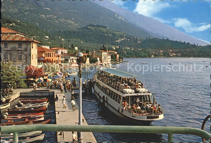 Malcesine Lago di Garda Hafen Fahrgastschiff