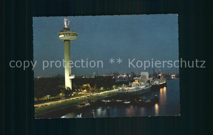 Rotterdam Euromast met gezicht op Parkhaven