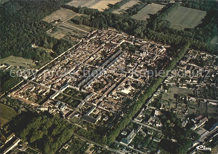 Richelieu Vue generale aerienne