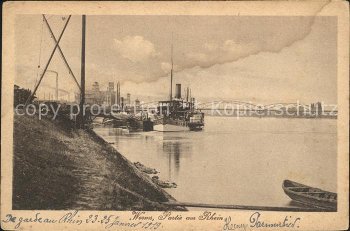 Worms Rhein Partie am Rhein Dampfer