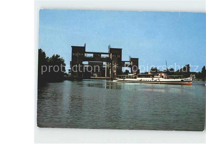 Kembs Bad Segeberg MS Rhy Blitz vor den Kembser Schleusen