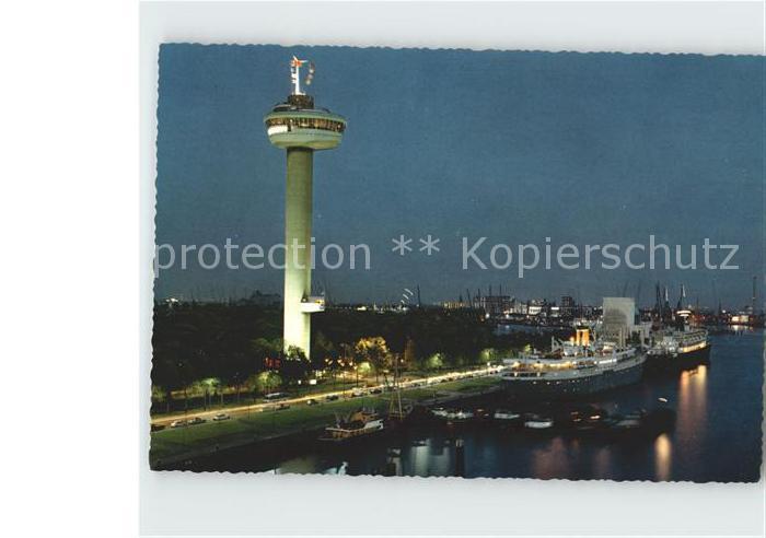 Rotterdam Euromast met gezicht op Parkhaven