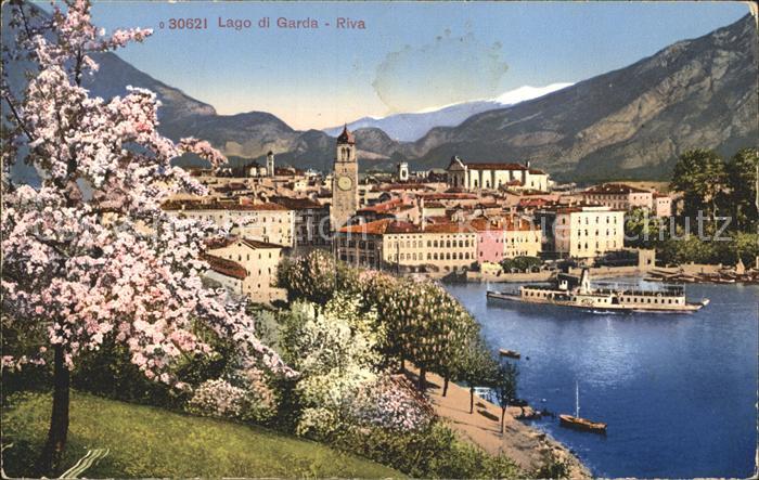 Riva del Garda Ortsansicht Dampfer