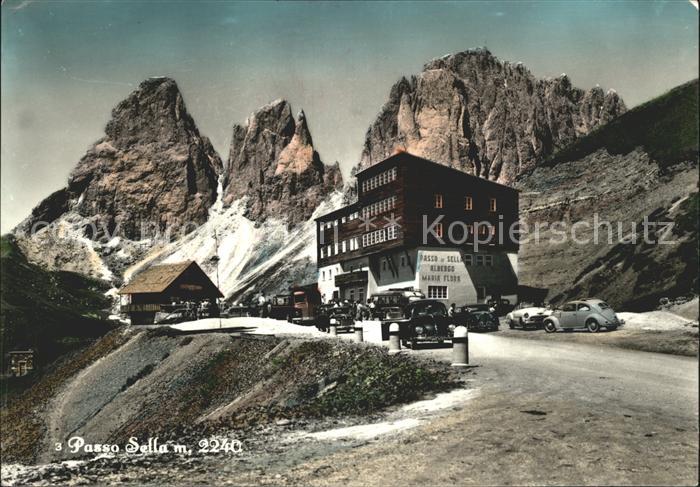 Passo Sella Albergo Maria Flora Berghotel Sellajoch Gebirgspass Dolomiten