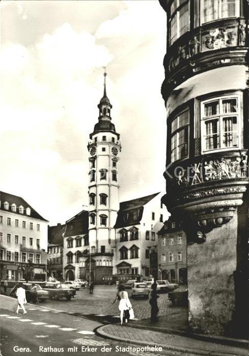 Gera Rathaus mit Erker der Stadtapotheke