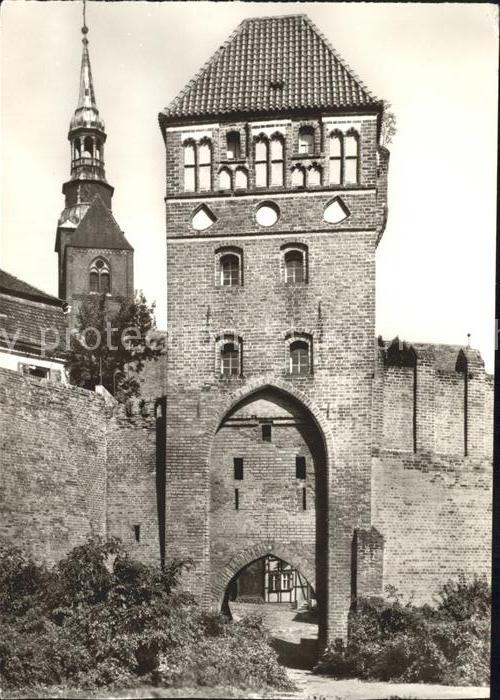 Tangermuende Elbtor in Stadtbefestigung