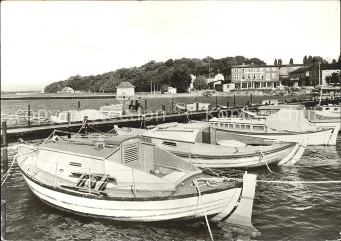 Altefaehr Ruegen Motorboote