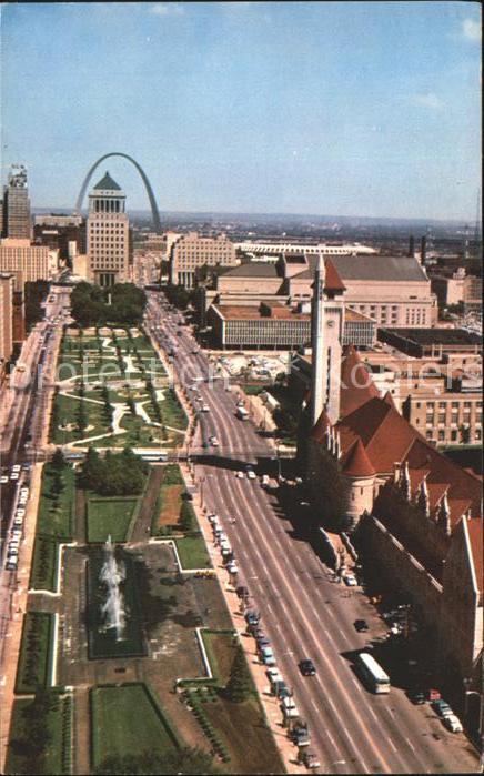 St Louis Missouri Market Street and Aloe Plaza
