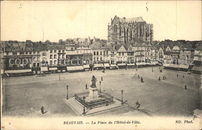 Beauvais 60 La Place de l Hotel de Ville