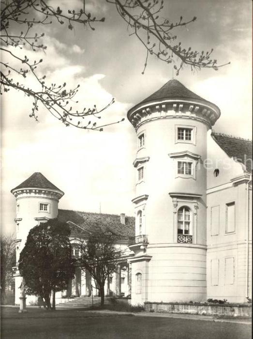 Rheinsberg Schloss jetzt Sanatorium