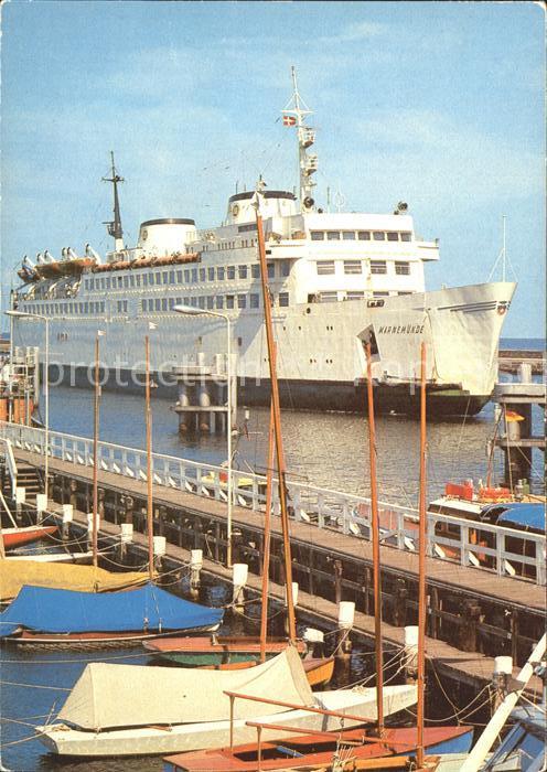 Faehre Ferry Bac Traghetto-- Warnemuende