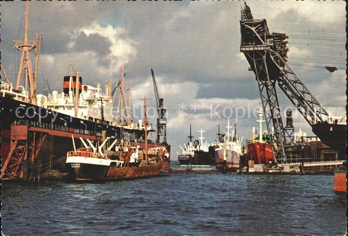 Schiffe Ships Navires Hamburg Hafen