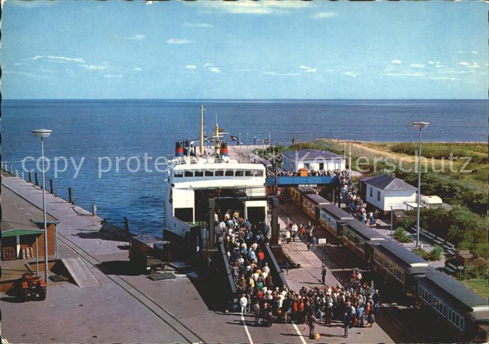 Faehre Ferry Bac Traghetto-- Auto- und Personenfaehre Borkum Alter Hafen