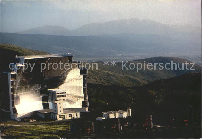 Font-Romeu-Odeillo-Via Le Four Solaire Le plus puissant du monde