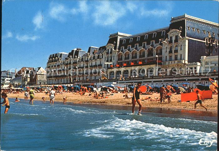 Cabourg La plage et le Grand Hotel