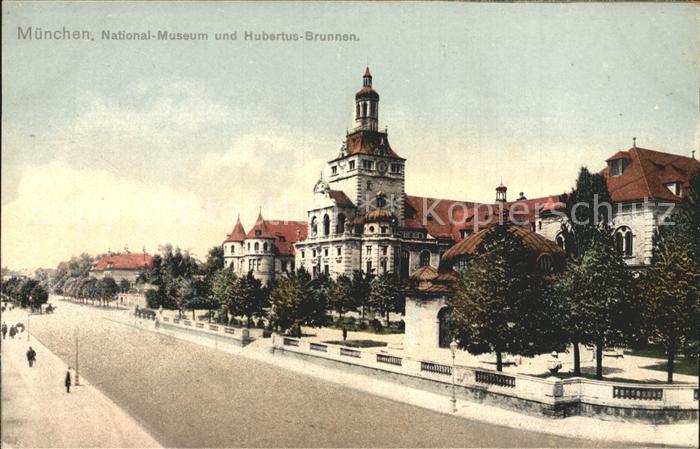 Muenchen Bayern Nationalmuseum mit Hubertusbrunnen