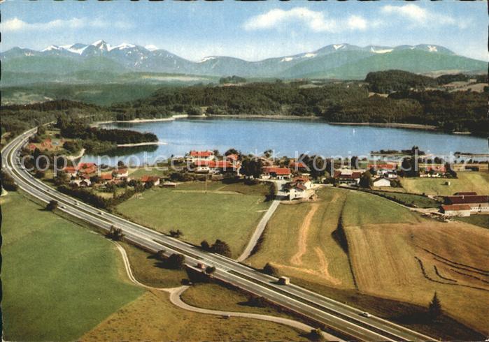 Seeham Campingplatz Seehamer See BAB Muenchen Salzburg Fliegeraufnahme