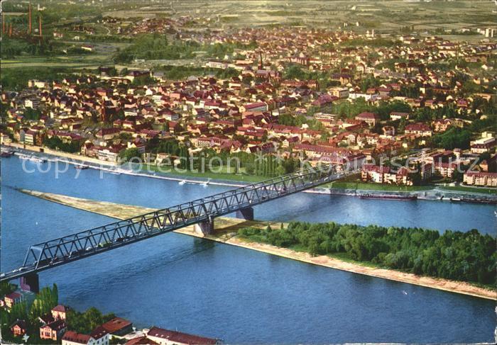 Neuwied Rhein mit Rheinbruecke Fliegeraufnahme