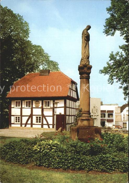 Geseke Alte Schule und Mariensaeule