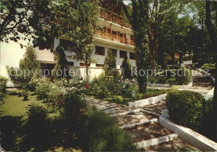 Levens Alpes-Maritimes Les Lauriers Roses Maison de Convalescence