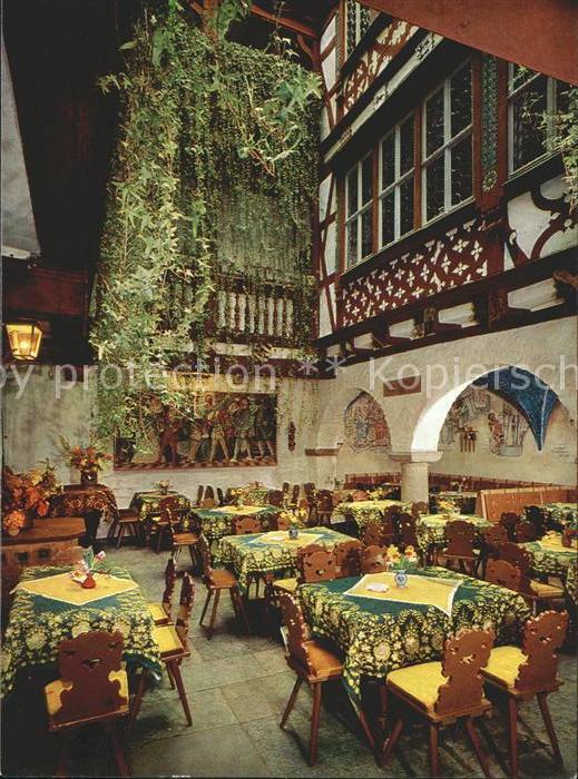 Rothenburg Tauber Baumeisterhaus Cafe Restaurant Patrizierhof mit Kreuzgewoelbe