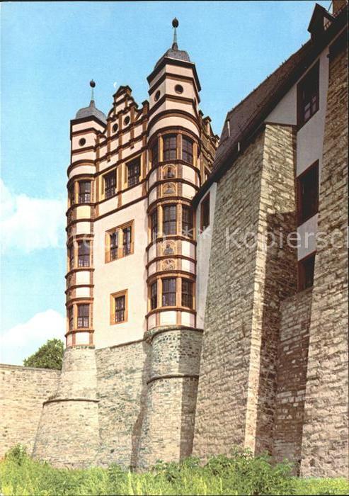 Bernburg Saale Schloss Bernburg Westfassade der Leuchte mit Ecktuermen und Relie