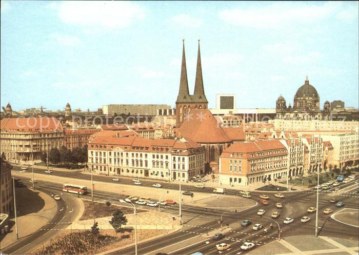 BERLIN  CITY Nikolaiviertel Kirche