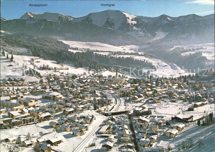 Oberstaufen Oberallgaeu Bayern Fliegeraufnahme mit Rindalphorn und Hochgrat
