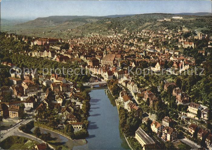 TueBINGEN BW Blick auf Neckar und Schloss Universitaetsstadt Fliegeraufnahme